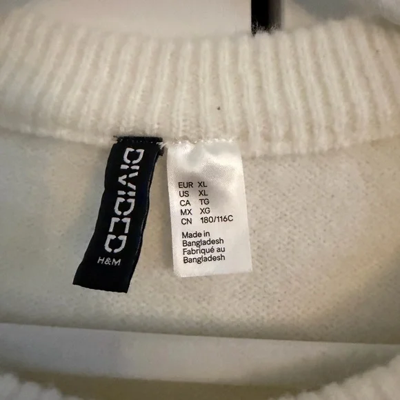 H&M White Sweater with Elegant Bow Accent - Picture 3 of 13